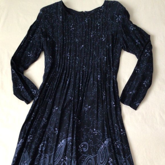 J G Hook Dresses & Skirts - J.G. Hook - Navy blue with pastel blue ivy, flowers and paisley design dress